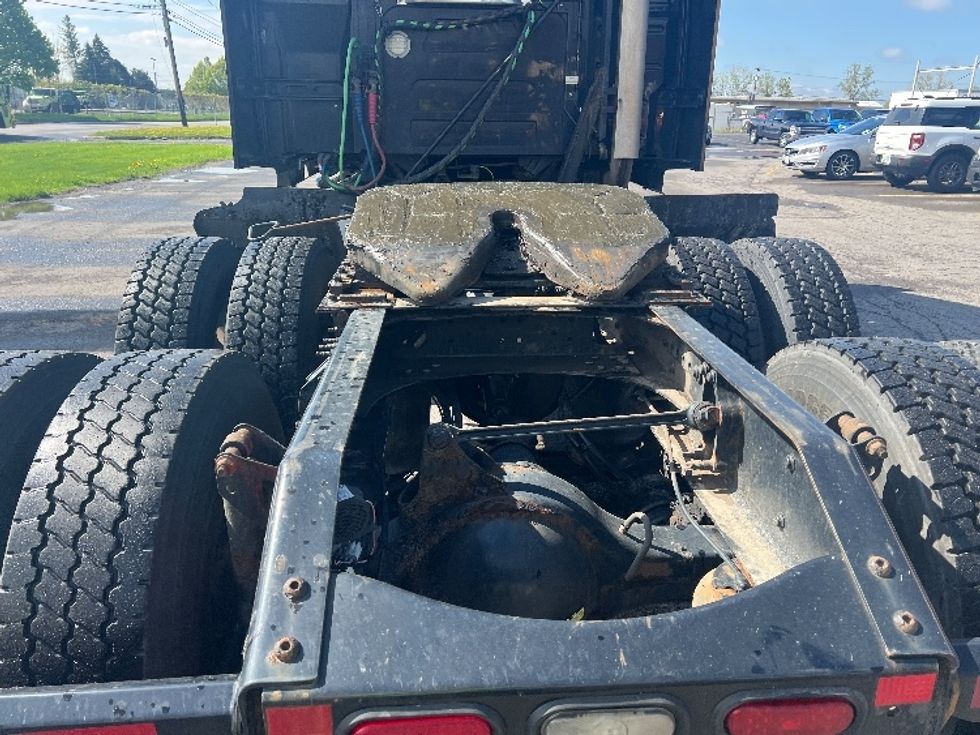 Sleeper Tractor-Heavy Duty Tractors-Volvo-2020-VNL64760-Rochester-NY-476,758\n\t\tmiles-$ 63,500 - Image 6