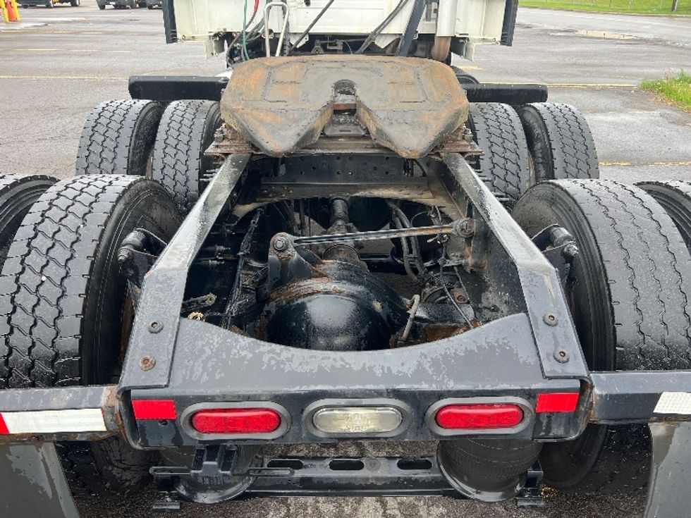 Sleeper Tractor-Heavy Duty Tractors-Volvo-2020-VNL64760-Rochester-NY-548,705\n\t\tmiles-$ 59,250 - Image 6