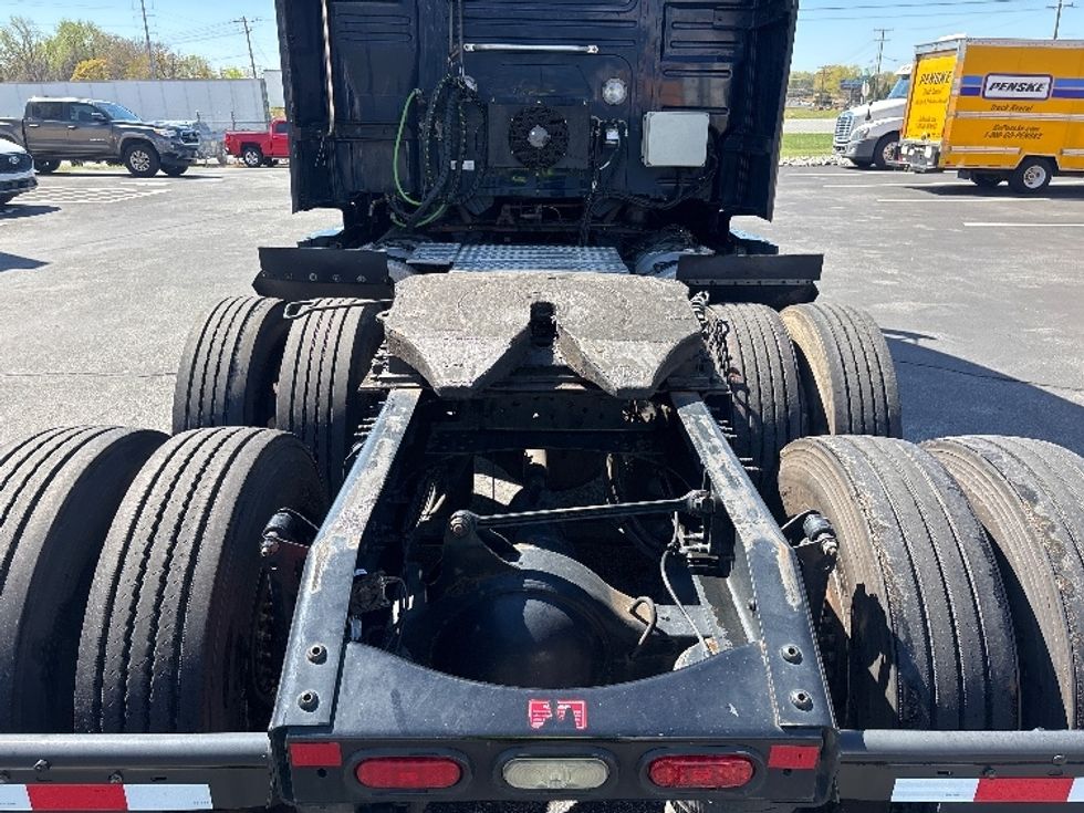 Sleeper Tractor-Heavy Duty Tractors-Volvo-2020-VNL64760-Spartanburg-SC-578,656\n\t\tmiles-$ 57,000 - Image 6