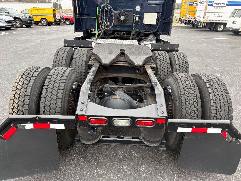 Sleeper Tractor-Heavy Duty Tractors-Volvo-2020-VNL64760-Spartanburg-SC-621,071\n\t\tmiles-$ 54,250 - Image 6