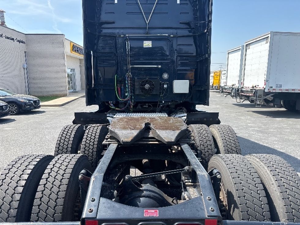 Sleeper Tractor-Heavy Duty Tractors-Volvo-2020-VNL64760-Spartanburg-SC-656,472\n\t\tmiles-$ 47,500 - Image 6