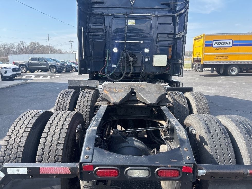 Sleeper Tractor-Heavy Duty Tractors-Volvo-2020-VNL64760-Spartanburg-SC-690,429\n\t\tmiles-$ 48,000 - Image 6