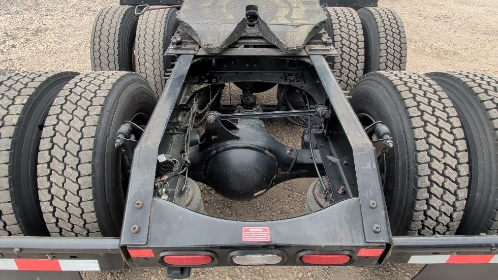 Sleeper Tractor-Heavy Duty Tractors-Volvo-2020-VNL64760-Spartanburg-SC-731,857\n\t\tmiles-$ 42,000 - Image 6