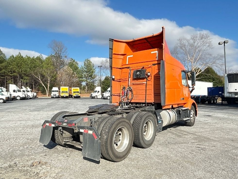 Sleeper Tractor-Heavy Duty Tractors-Volvo-2020-VNR64640-Atlanta (Conyers)-GA-542,045\n\t\tmiles-$ 46,000 - Image 7