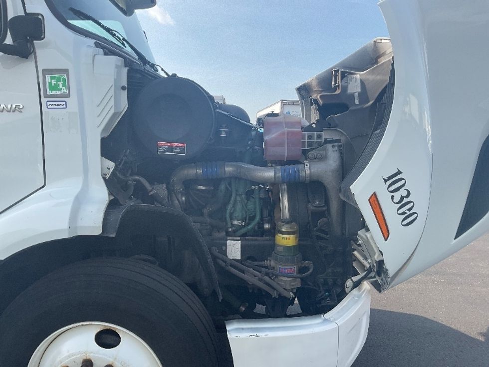 Sleeper Tractor-Heavy Duty Tractors-Volvo-2020-VNR64640-Indianapolis-IN-495,377\n\t\tmiles-$ 47,000 - Image 20