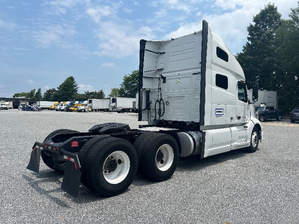 Sleeper Tractor-Heavy Duty Tractors-Volvo-2021-VNL64760-Anderson-SC-485,020\n\t\tmiles-$ 69,000 - Image 7
