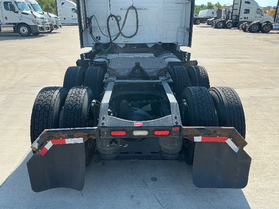 Sleeper Tractor-Heavy Duty Tractors-Volvo-2021-VNL64760-Dallas-TX-452,673\n\t\tmiles-$ 78,750 - Image 6