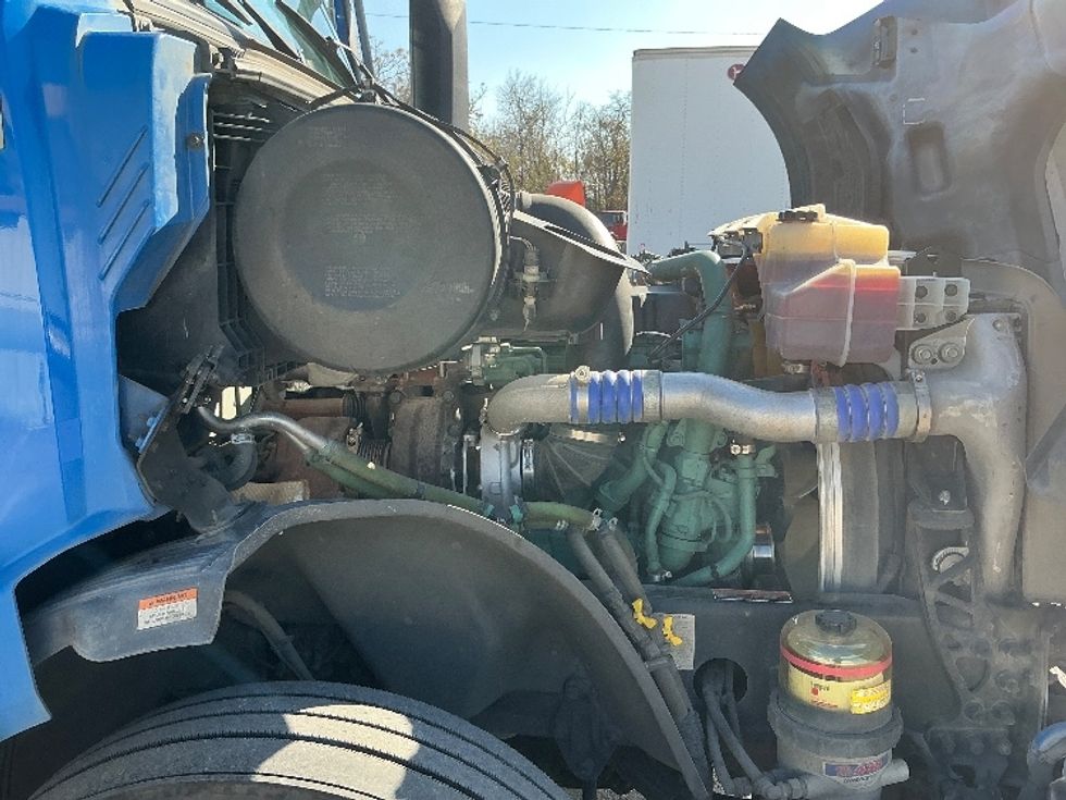 Sleeper Tractor-Heavy Duty Tractors-Volvo-2021-VNL64760-Dallas-TX-593,098\n\t\tmiles-$ 61,250 - Image 20