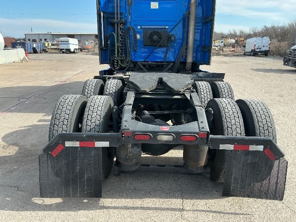 Sleeper Tractor-Heavy Duty Tractors-Volvo-2021-VNL64760-Dallas-TX-647,815\n\t\tmiles-$ 56,000 - Image 6