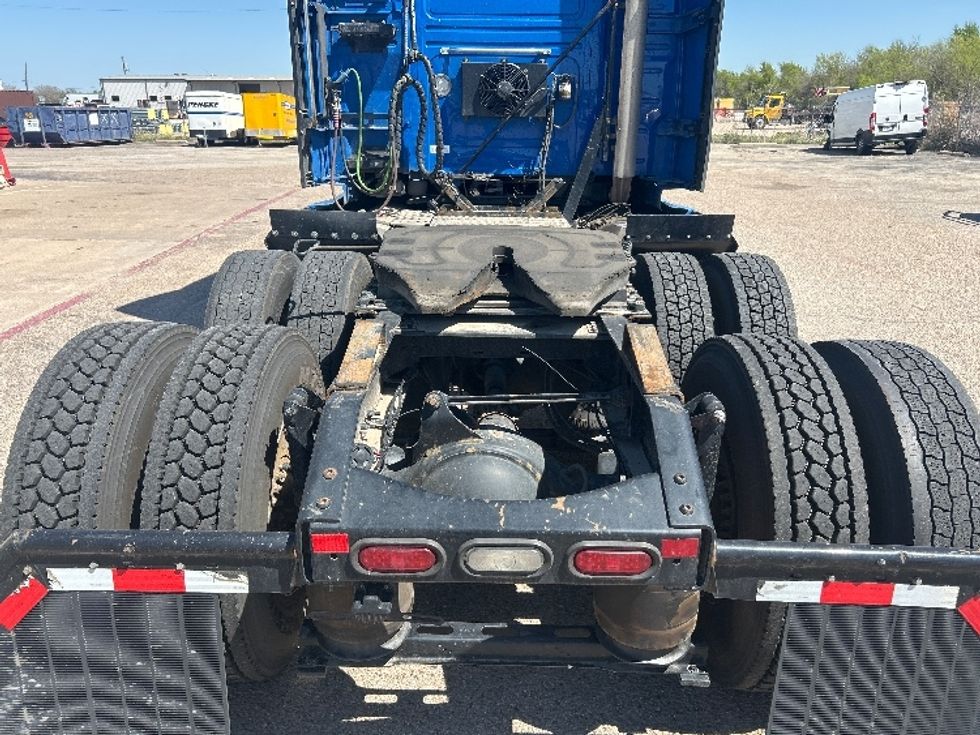 Sleeper Tractor-Heavy Duty Tractors-Volvo-2021-VNL64760-Dallas-TX-690,104\n\t\tmiles-$ 49,750 - Image 6