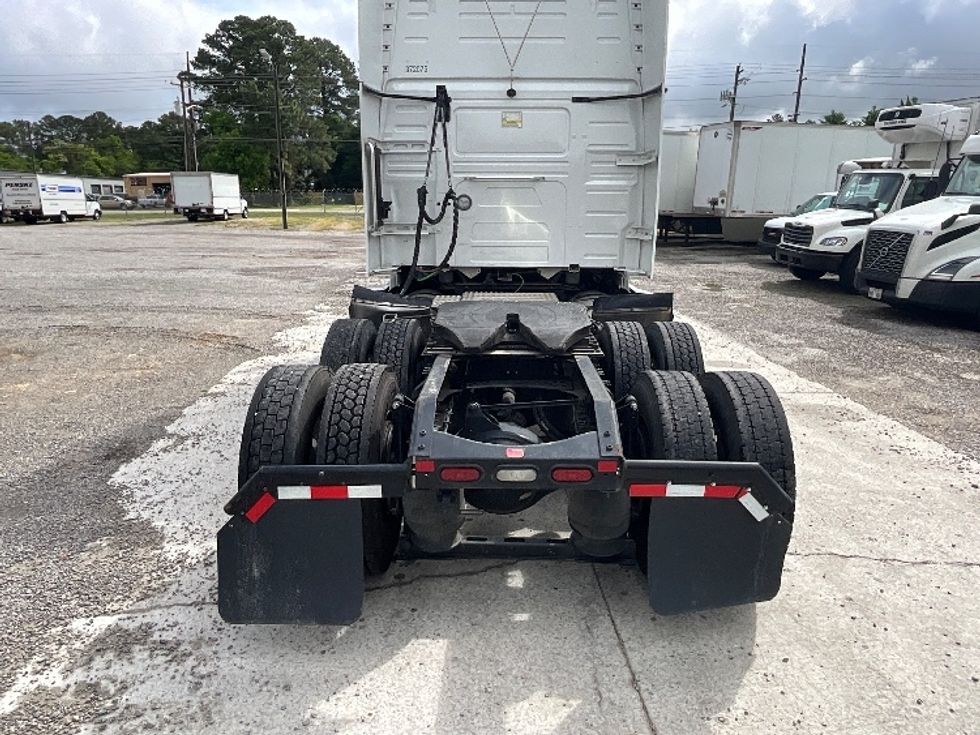 Sleeper Tractor-Heavy Duty Tractors-Volvo-2021-VNL64760-Mebane-NC-429,227\n\t\tmiles-$ 74,500 - Image 6