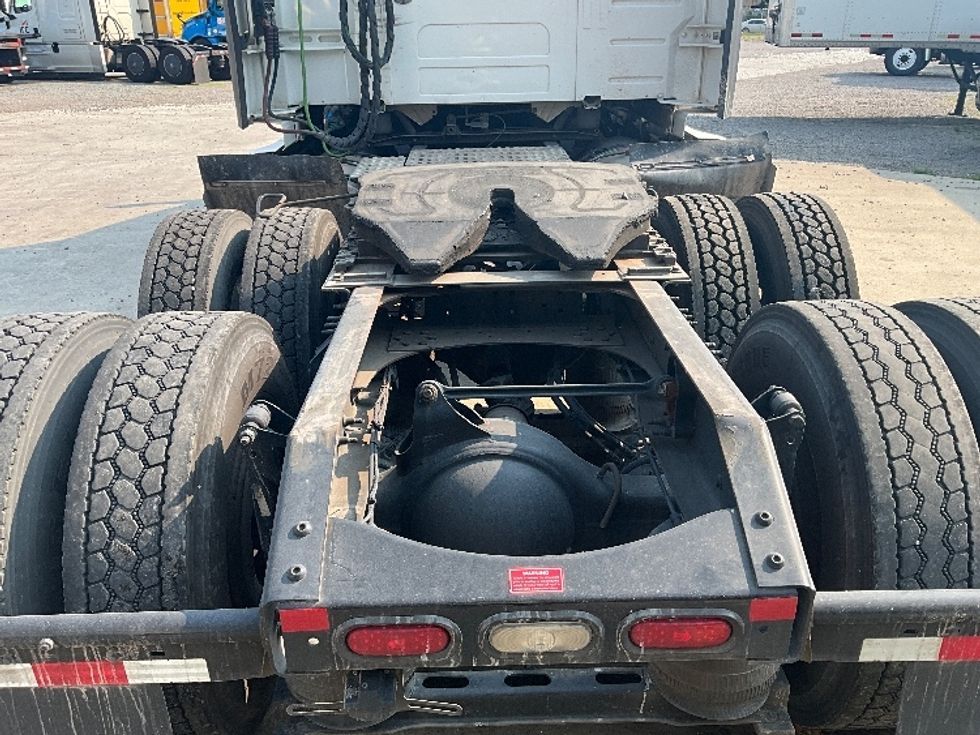 Sleeper Tractor-Heavy Duty Tractors-Volvo-2021-VNL64760-Mebane-NC-506,442\n\t\tmiles-$ 61,250 - Image 6