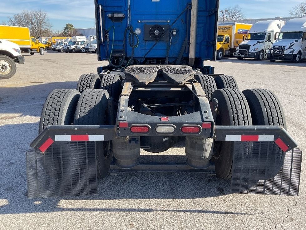 Sleeper Tractor-Heavy Duty Tractors-Volvo-2021-VNL64760-Moberly-MO-686,329\n\t\tmiles-$ 49,750 - Image 6