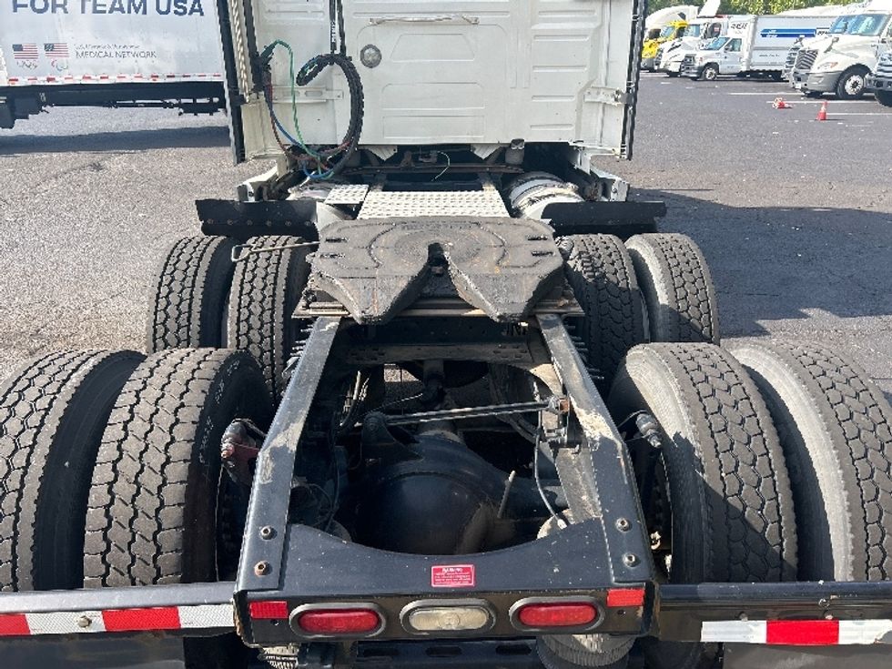 Sleeper Tractor-Heavy Duty Tractors-Volvo-2021-VNL64760-Pensacola-FL-531,997\n\t\tmiles-$ 72,000 - Image 6
