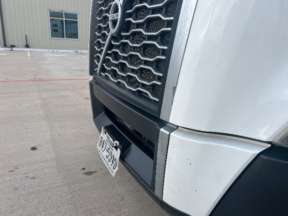 Sleeper Tractor-Heavy Duty Tractors-Volvo-2021-VNL64860-Katy-TX-787,534\n\t\tmiles-$ 48,750 - Image 25