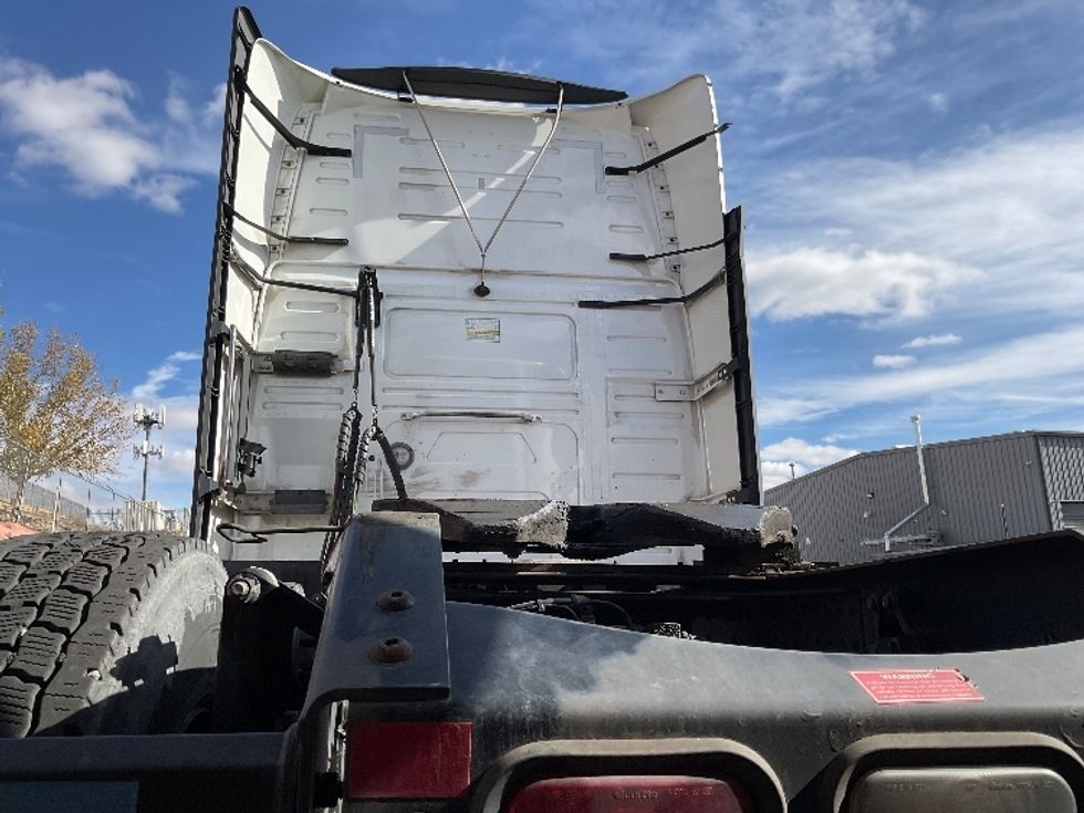 Sleeper Tractor-Heavy Duty Tractors-Volvo-2022-VNL64760-Albuquerque-NM-359,327\n\t\tmiles-$ 95,750 - Image 6