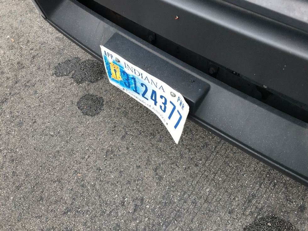 Sleeper Tractor-Heavy Duty Tractors-Volvo-2022-VNL64760-Chino-CA-307,738\n\t\tmiles-$ 104,250 - Image 26