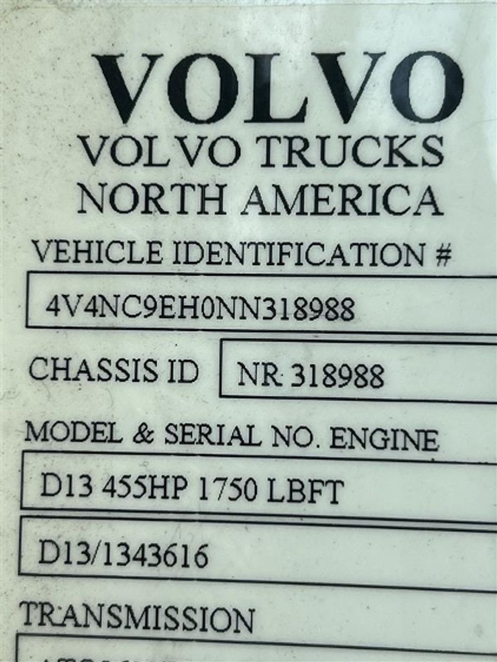 Sleeper Tractor-Heavy Duty Tractors-Volvo-2022-VNL64760-Daytona Beach-FL-469,003\n\t\tmiles-$ 72,750 - Image 22