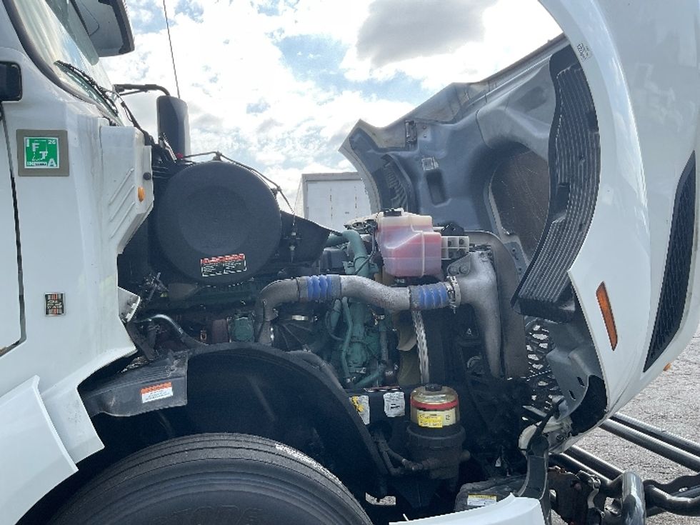 Sleeper Tractor-Heavy Duty Tractors-Volvo-2022-VNL64760-La Porte-IN-513,064\n\t\tmiles-$ 69,500 - Image 20