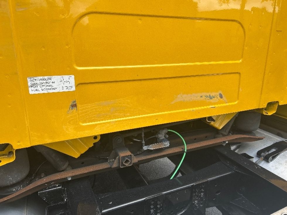 Sleeper Tractor-Heavy Duty Tractors-Volvo-2022-VNL64760-Orlando-FL-399,006\n\t\tmiles-$ 79,250 - Image 22