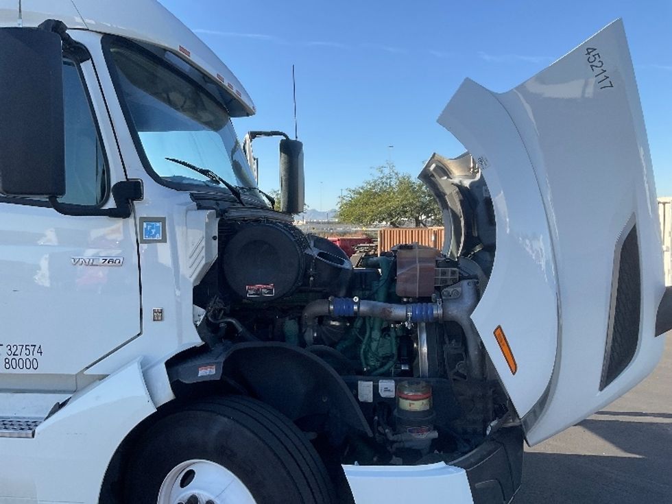Sleeper Tractor-Heavy Duty Tractors-Volvo-2022-VNL64760-Phoenix-AZ-396,811\n\t\tmiles-$ 89,500 - Image 20