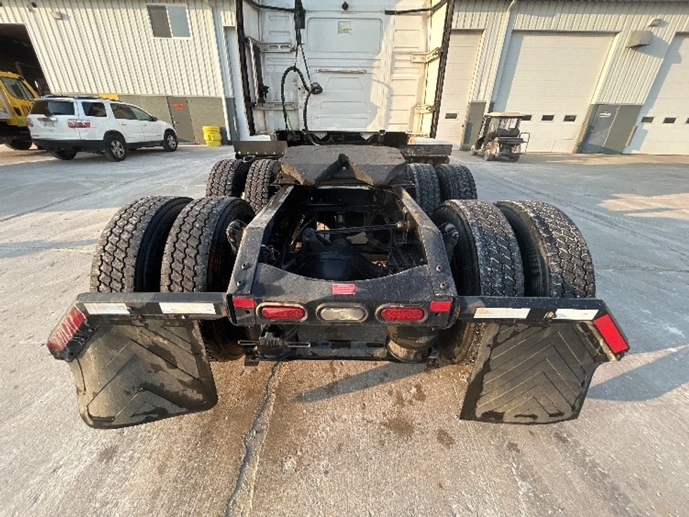 Sleeper Tractor-Heavy Duty Tractors-Volvo-2022-VNL64760-Sturtevant-WI-461,480\n\t\tmiles-$ 78,500 - Image 6