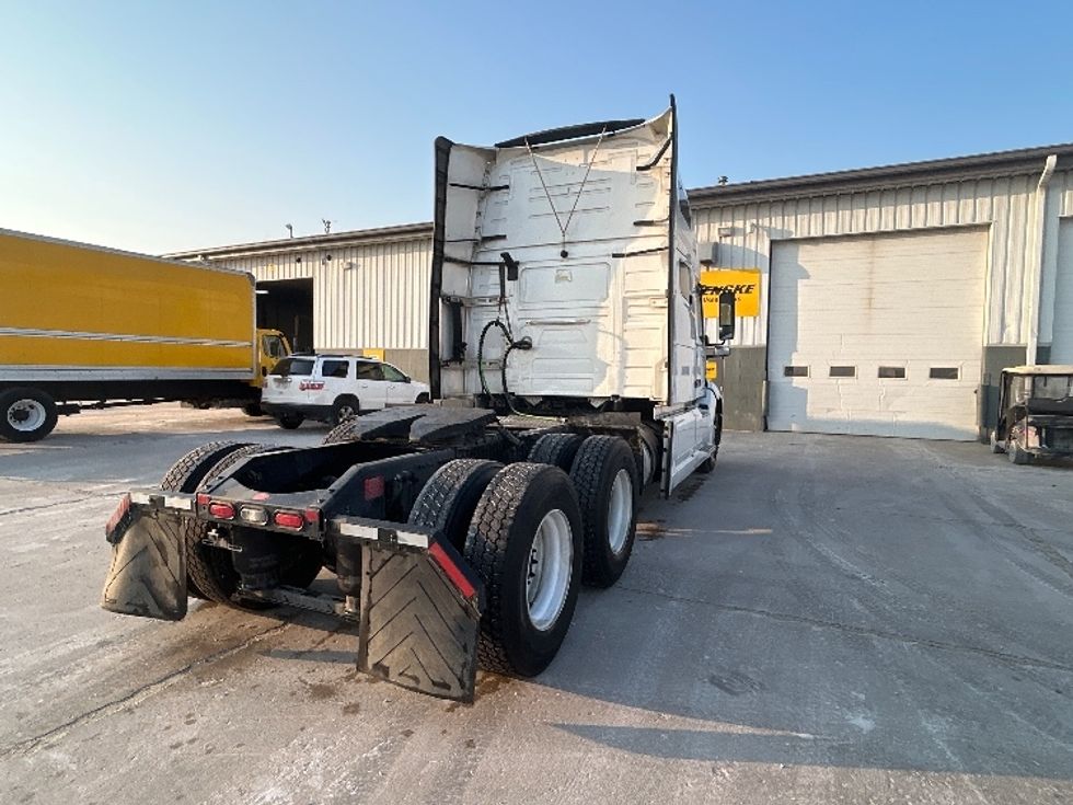 Sleeper Tractor-Heavy Duty Tractors-Volvo-2022-VNL64760-Sturtevant-WI-461,480\n\t\tmiles-$ 78,500 - Image 7