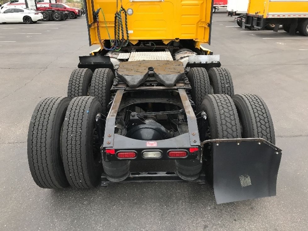 Sleeper Tractor-Heavy Duty Tractors-Volvo-2022-VNL64760-Tucson-AZ-477,368\n\t\tmiles-$ 68,250 - Image 7