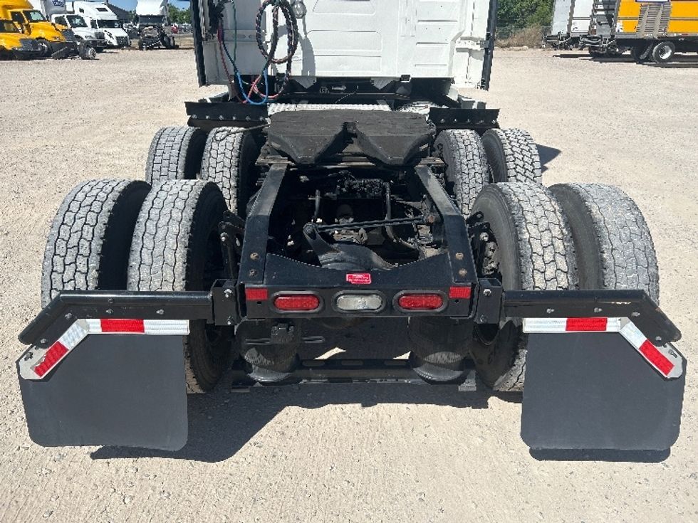 Sleeper Tractor-Heavy Duty Tractors-Volvo-2022-VNL64860-Amarillo-TX-420,312\n\t\tmiles-$ 91,250 - Image 6