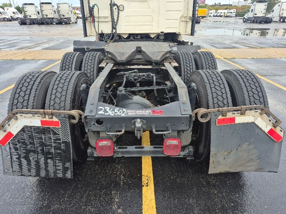 Sleeper Tractor-Heavy Duty Tractors-Volvo-2023-VNL64760-Chicago (Chicago Ridge)-IL-662,934\n\t\tmiles-$ 71,000 - Image 6