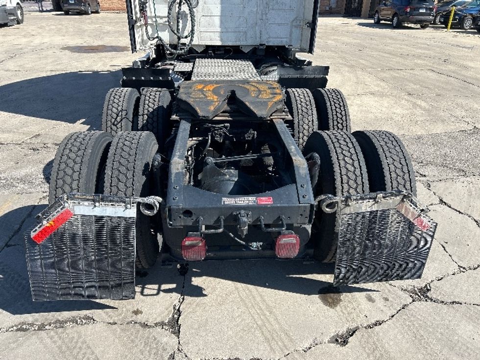 Sleeper Tractor-Heavy Duty Tractors-Volvo-2023-VNL64760-Chicago (Chicago Ridge)-IL-742,998\n\t\tmiles-$ 51,500 - Image 6