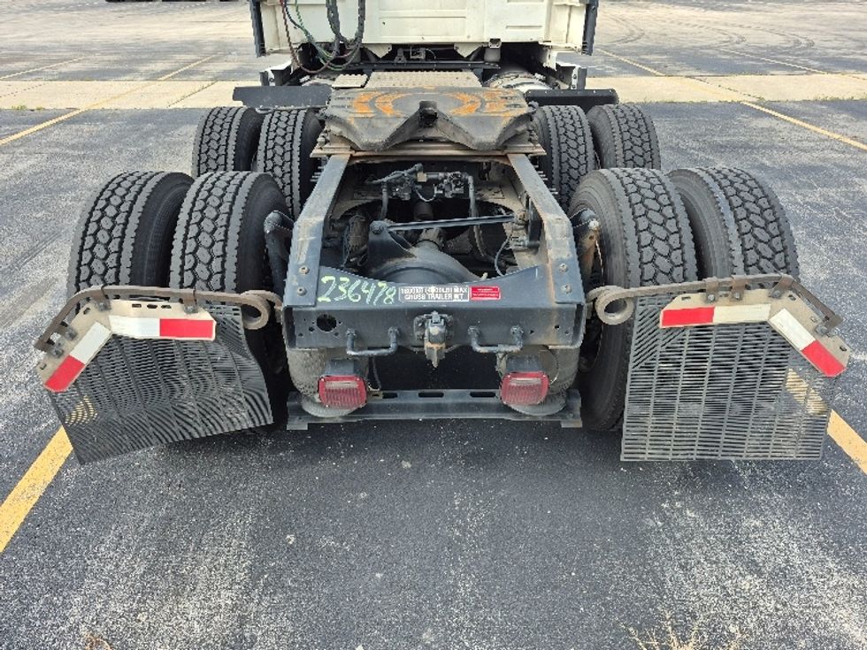 Sleeper Tractor-Heavy Duty Tractors-Volvo-2023-VNL64760-Chicago (Chicago Ridge)-IL-782,953\n\t\tmiles-$ 62,250 - Image 6