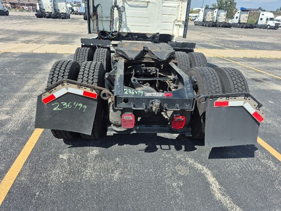 Sleeper Tractor-Heavy Duty Tractors-Volvo-2023-VNL64760-Chicago (Chicago Ridge)-IL-791,098\n\t\tmiles-$ 60,250 - Image 6