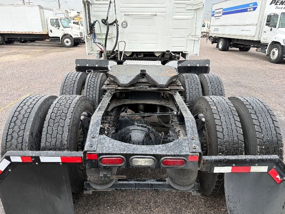 Sleeper Tractor-Heavy Duty Tractors-Volvo-2023-VNL64760-Dallas-TX-612,921\n\t\tmiles-$ 68,750 - Image 6