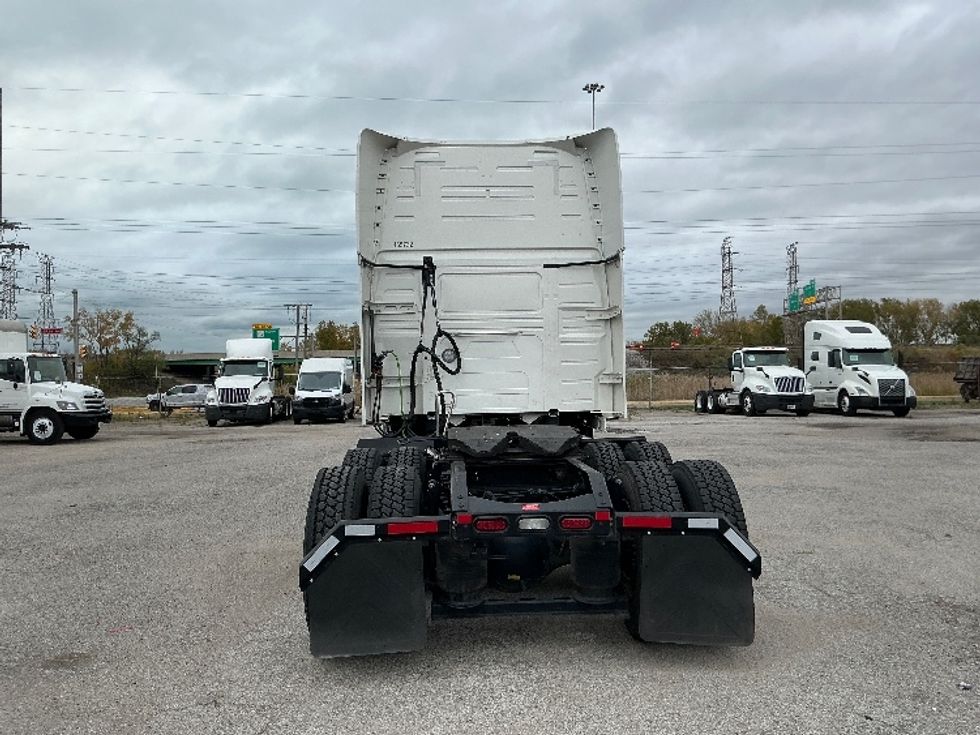 Sleeper Tractor-Heavy Duty Tractors-Volvo-2023-VNL64760-East Chicago-IN-598,743\n\t\tmiles-$ 66,750 - Image 6