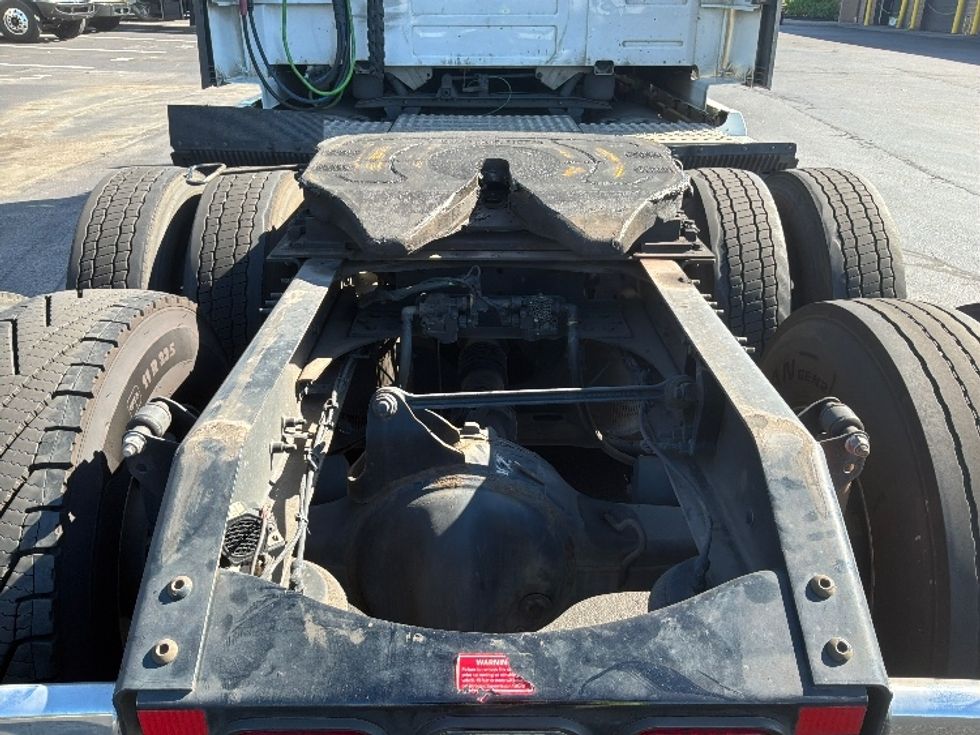 Sleeper Tractor-Heavy Duty Tractors-Volvo-2024-VNL64860-Bensalem-PA-769,743\n\t\tmiles-$ 75,000 - Image 6