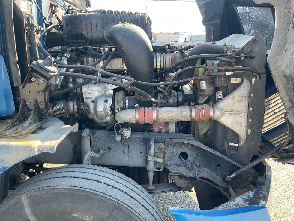 Sleeper Tractor-Heavy Duty Tractors-Western Star-2020-5700XE-Londonderry-NH-586,080\n\t\tmiles-$ 51,250 - Image 15