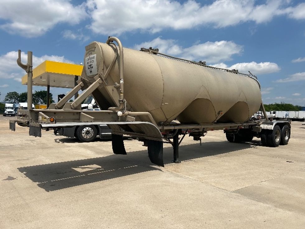 Tank Trailer-Semi Trailers-Heil-2008-Trailer-Dallas-TX-1,054,625\n\t\tmiles-$ 32,500 - Image 2
