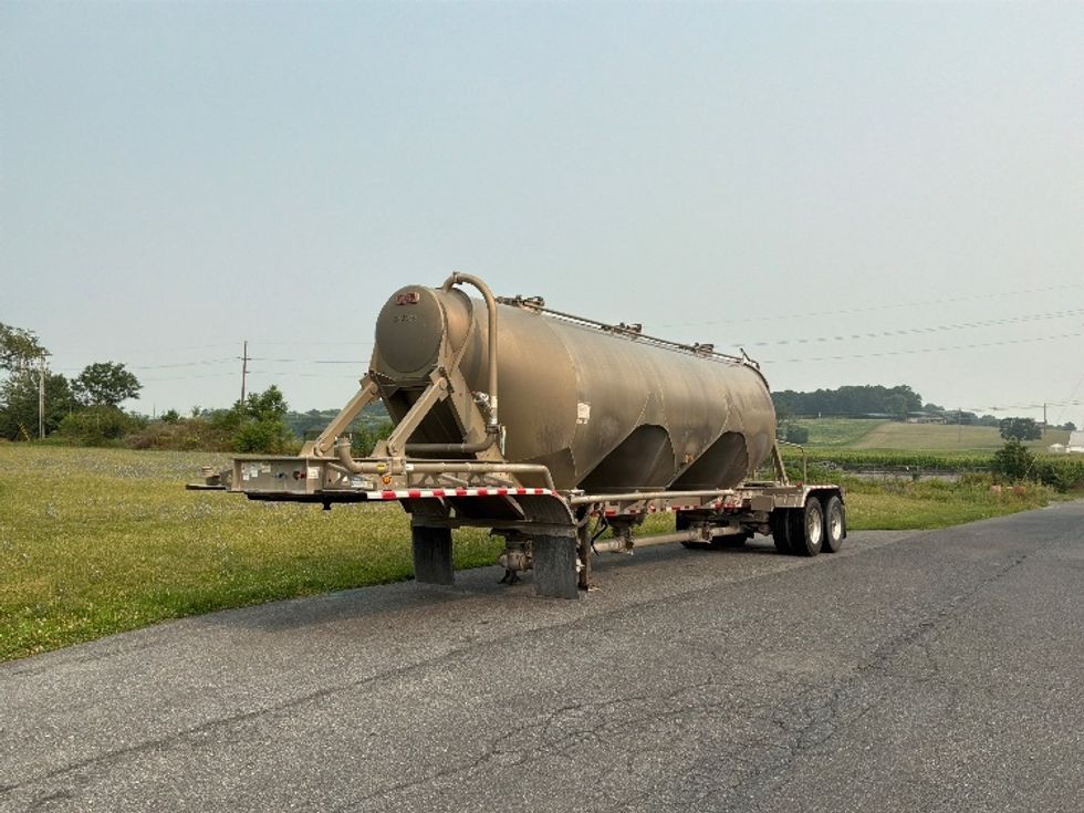Tank Trailer-Semi Trailers-Heil-2020-Trailer-Cleona-PA-902,142\n\t\tmiles-$ 56,500 - Image 2