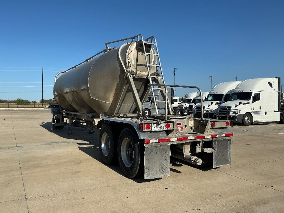 Tank Trailer-Semi Trailers-Heil-2020-Trailer-Dallas-TX-1,220,796\n\t\tmiles-$ 61,000 - Image 3
