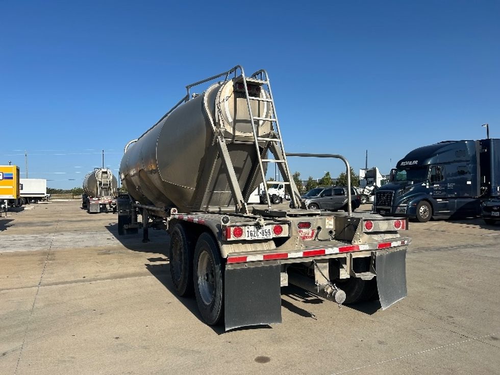 Tank Trailer-Semi Trailers-Heil-2020-Trailer-Dallas-TX-1,657,465\n\t\tmiles-$ 61,000 - Image 3