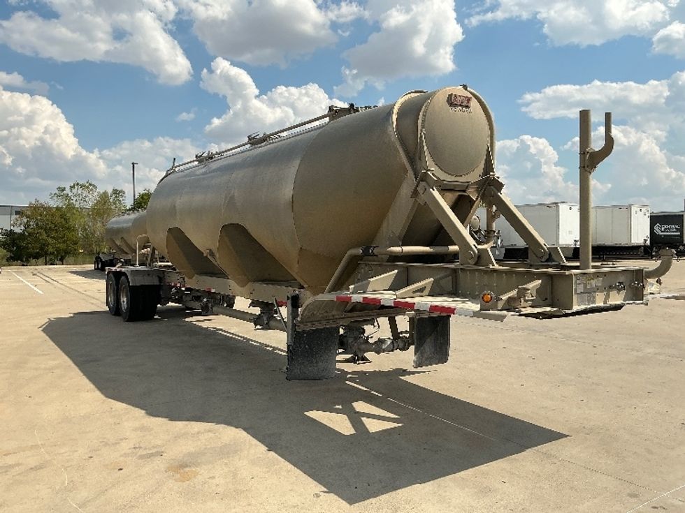 Tank Trailer-Semi Trailers-Heil-2020-Trailer-Dallas-TX-952,741\n\t\tmiles-$ 50,000 - Image 1