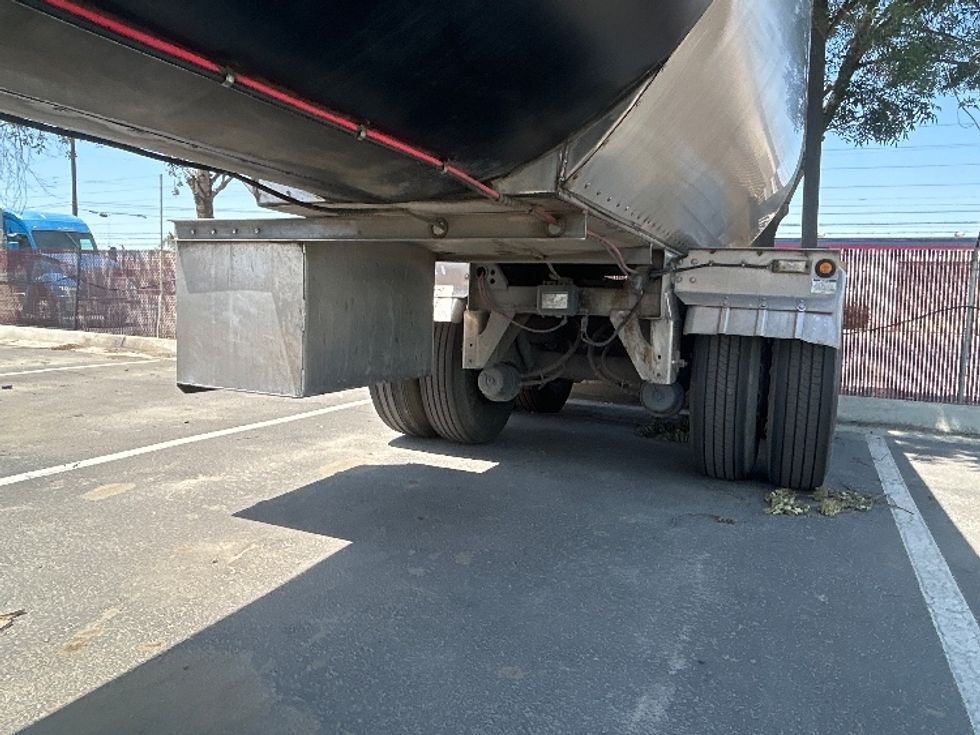 Tank Trailer-Semi Trailers-Heil-2021-Trailer-Bakersfield-CA-609,226\n\t\tmiles-$ 57,500 - Image 5