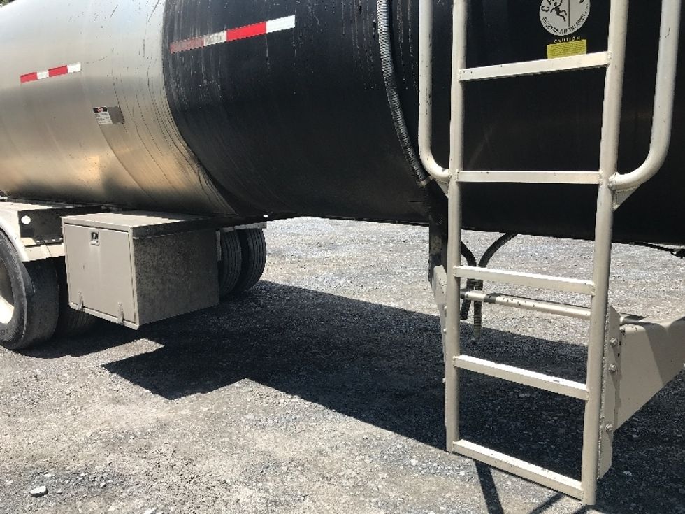 Tank Trailer-Semi Trailers-Heil-2021-Trailer-Cleona-PA-517,435\n\t\tmiles-$ 62,500 - Image 12