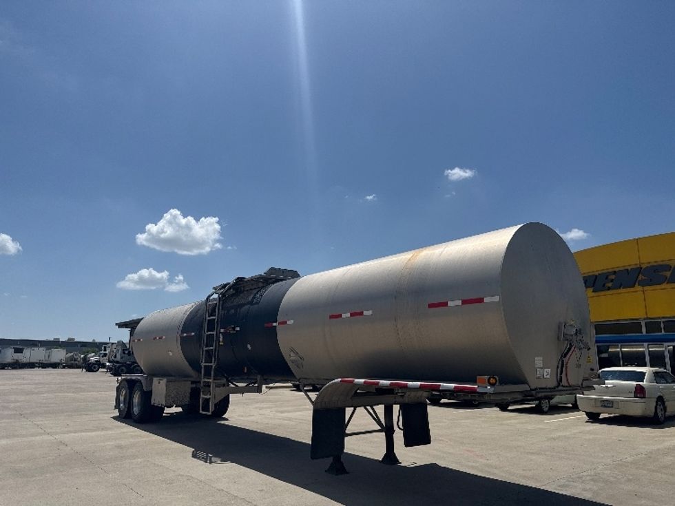Tank Trailer-Semi Trailers-Heil-2021-Trailer-Dallas-TX-758,308\n\t\tmiles-$ 52,500 - Image 1