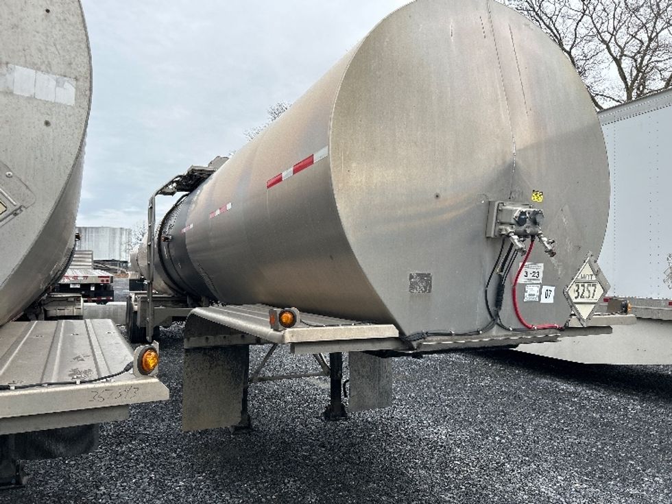 Tank Trailer-Semi Trailers-Heil-2021-Trailer-Harrisburg-PA-681,744\n\t\tmiles-$ 62,500 - Image 1