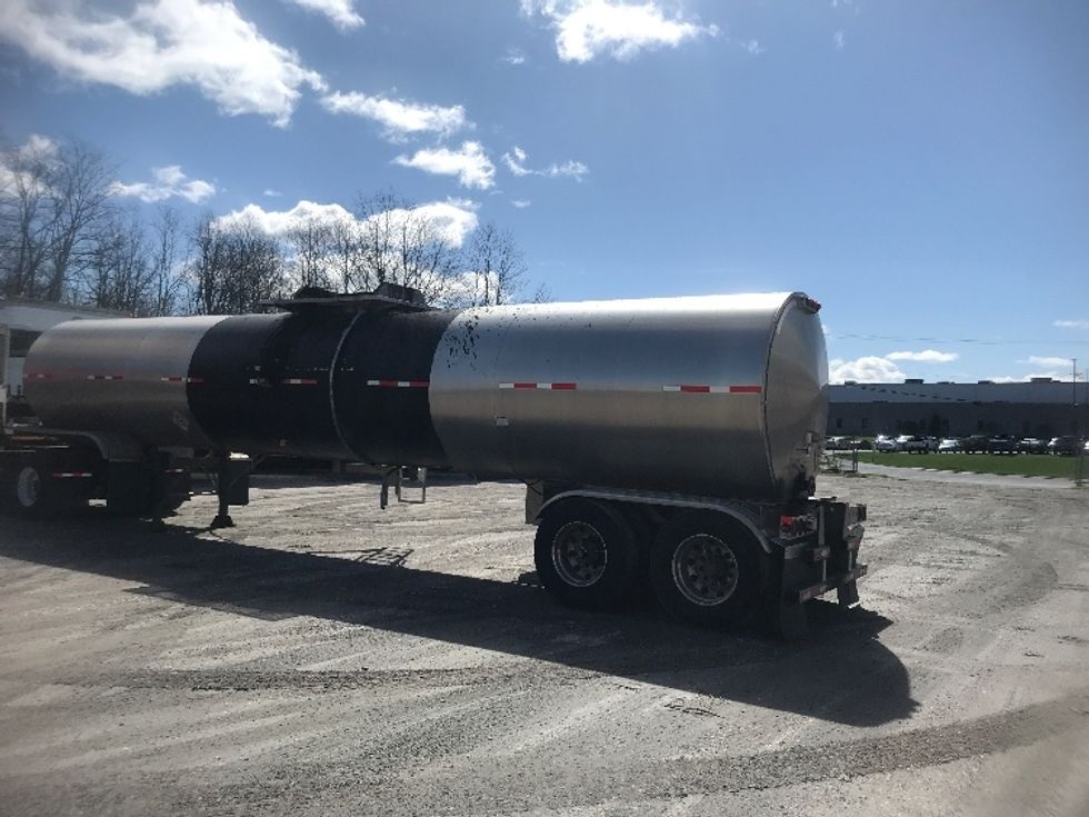 Tank Trailer-Semi Trailers-Heil-2021-Trailer-York-PA-395,915\n\t\tmiles-$ 62,500 - Image 3