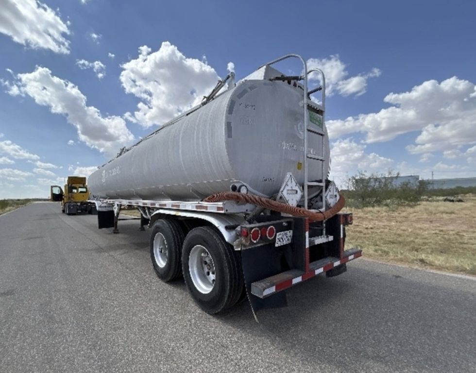 Tank Trailer-Semi Trailers-YOUNGS TANK, INC-2006-Trailer-Odessa-TX-659,780\n\t\tmiles-$ 25,000 - Image 3