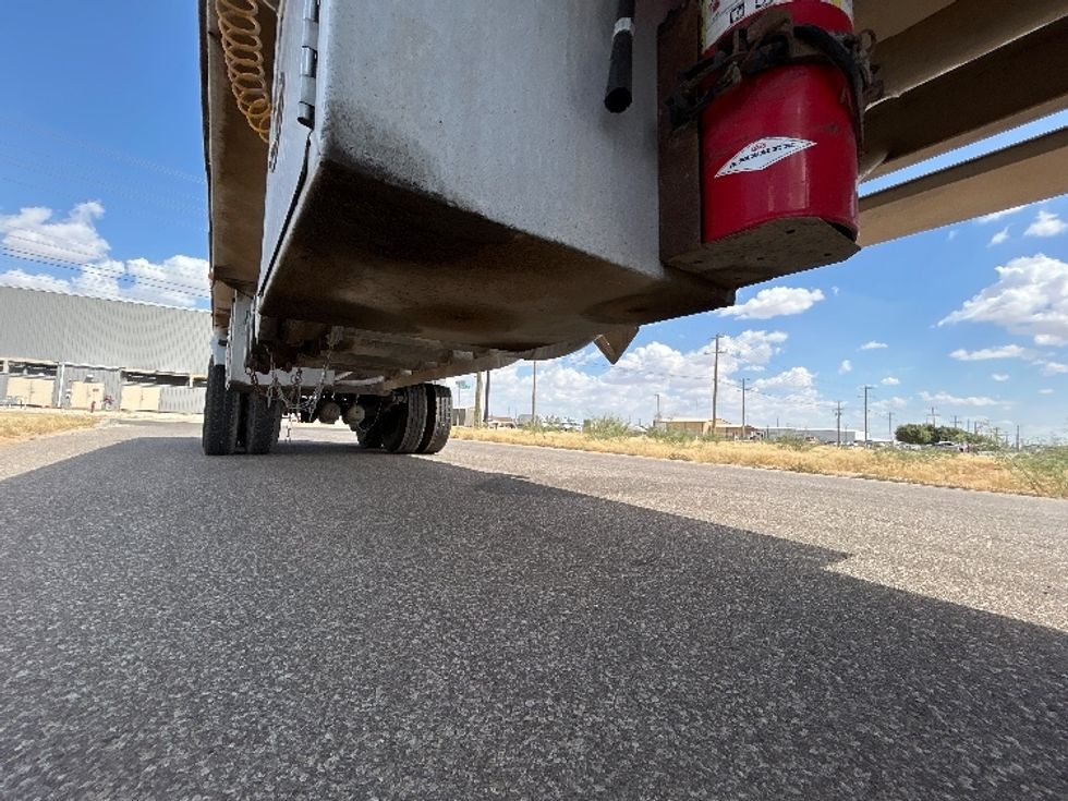 Tank Trailer-Semi Trailers-YOUNGS TANK, INC-2006-Trailer-Odessa-TX-659,780\n\t\tmiles-$ 25,000 - Image 5
