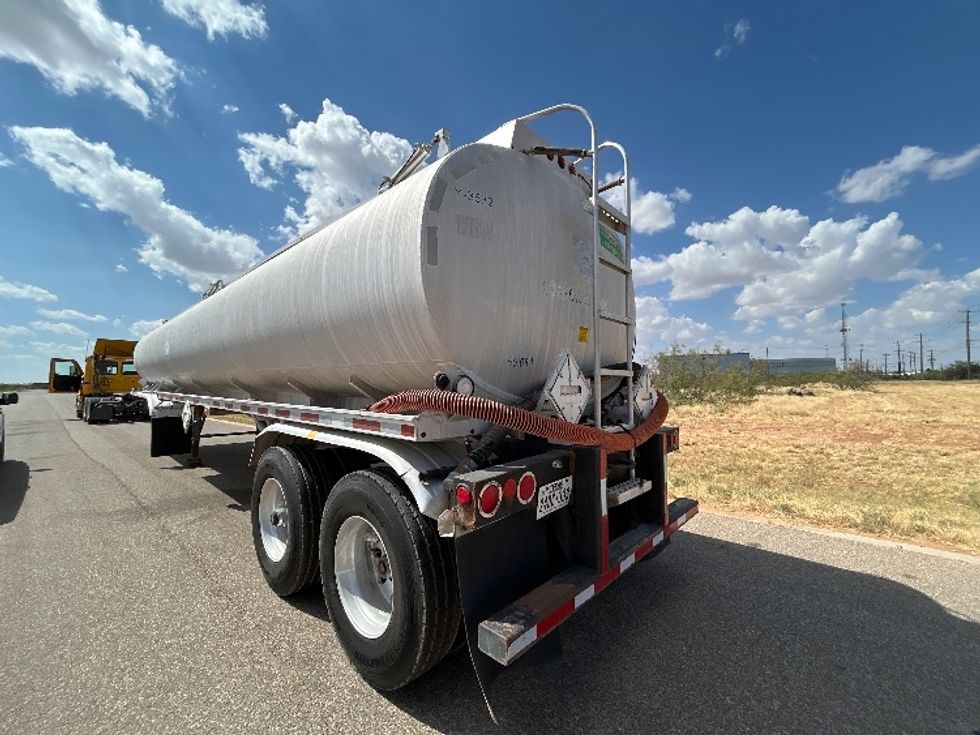 Tank Trailer-Semi Trailers-YOUNGS TANK, INC-2006-Trailer-Odessa-TX-659,780\n\t\tmiles-$ 25,000 - Image 7